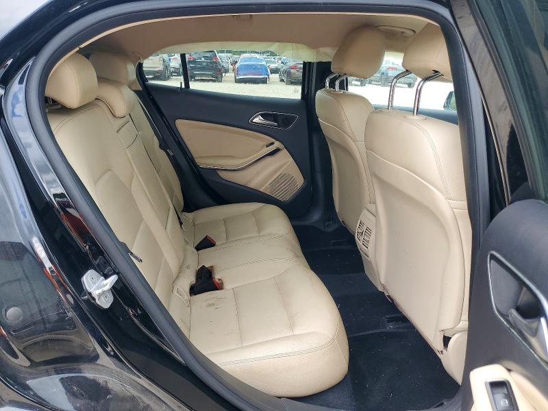 2015 Mercedes-benz Gla მანქანა იყიდება აუქციონზე, vin: WDCTG4EB7FJ125035, აუქციონის ნომერი: 64815926