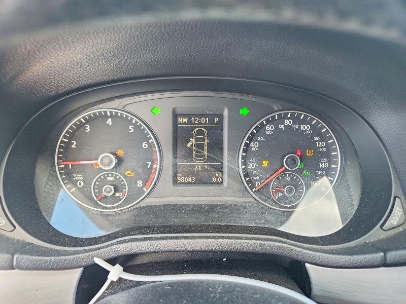 2013 Volkswagen Passat მანქანა იყიდება აუქციონზე, vin: 1VWBP7A39DC110665, აუქციონის ნომერი: 65389626