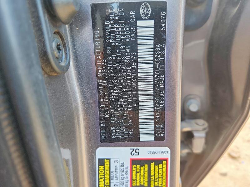 64593986 :رقم المزاد ، 4T1T11AKXPU785173 vin ، 2023 Toyota Camry مزاد بيع