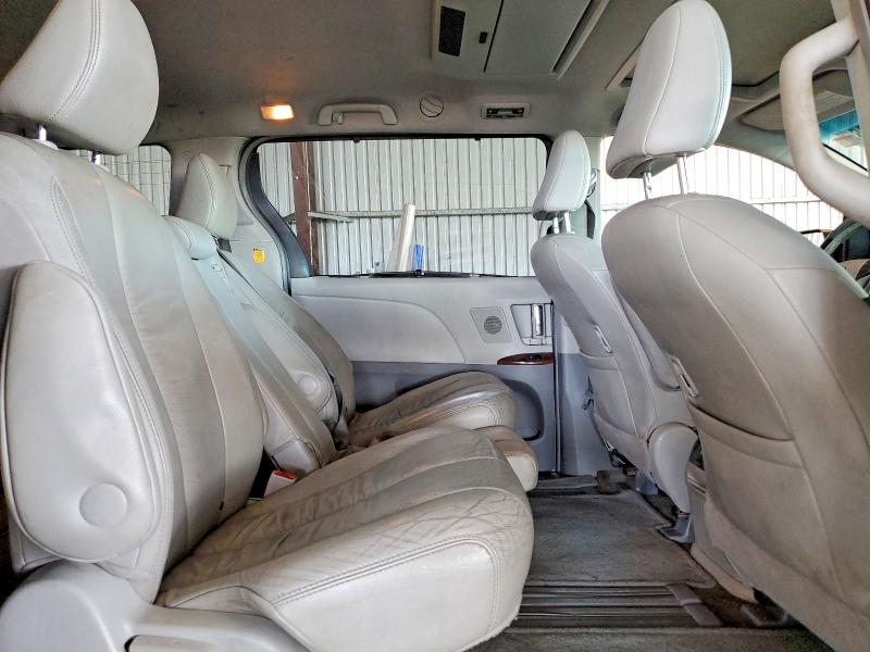 2011 Toyota Sienna მანქანა იყიდება აუქციონზე, vin: 5TDYK3DC7BS173842, აუქციონის ნომერი: 65679196