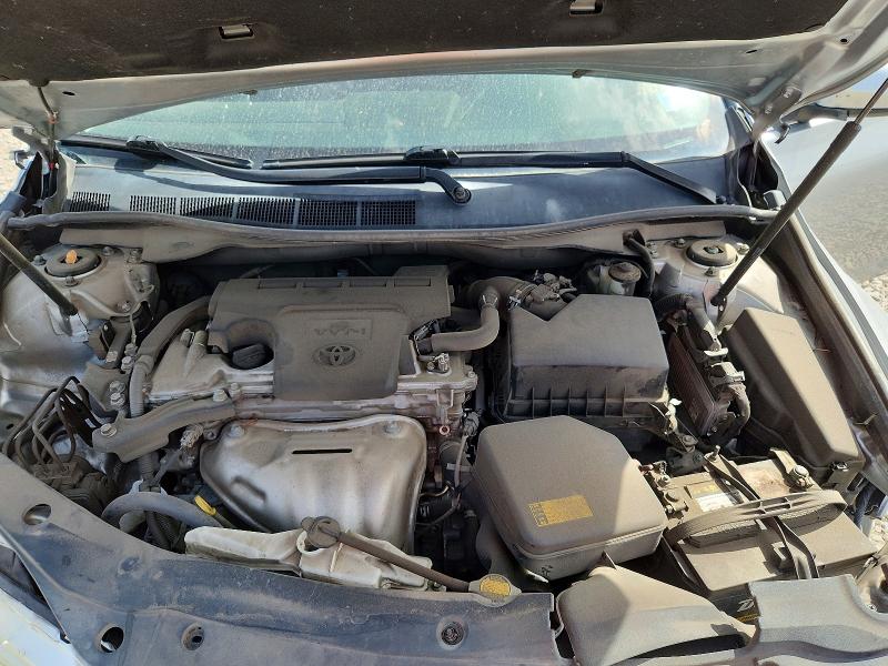 65179956 :رقم المزاد ، 4T1BF1FK0FU489910 vin ، 2015 Toyota Camry مزاد بيع