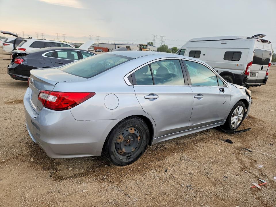 65533196 :رقم المزاد ، 4S3BNAA69H3022544 vin ، 2017 Subaru Legacy مزاد بيع