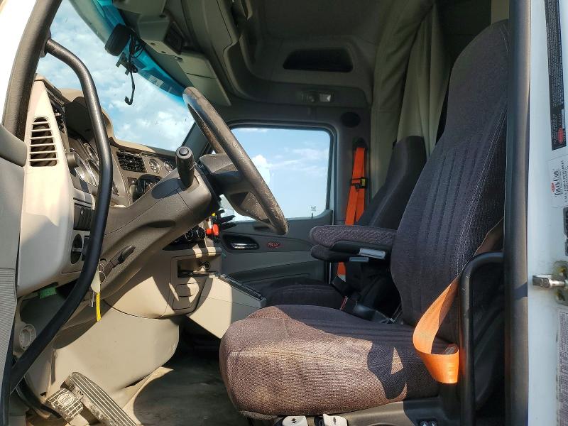 Продаж на аукціоні авто 2018 Peterbilt 579, vin: 1XPBDP9X8JD473711, номер лоту: 63661886