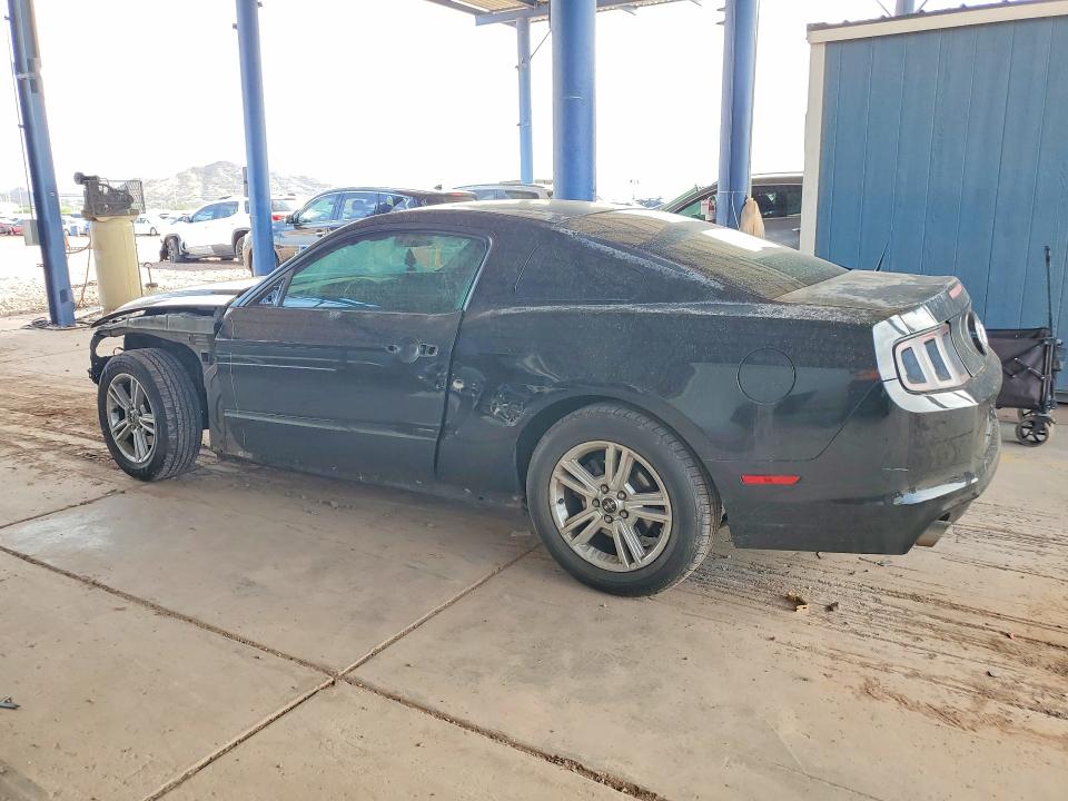 2014 Ford Mustang მანქანა იყიდება აუქციონზე, vin: 1ZVBP8AM3E5321820, აუქციონის ნომერი: 64445766