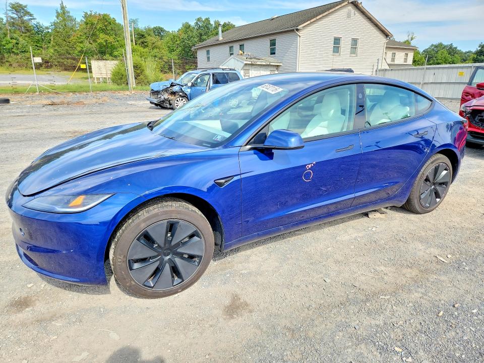 Продажа на аукционе авто 2024 Tesla Model 3, vin: 5YJ3E1EA0RF828697, номер лота: 65132116