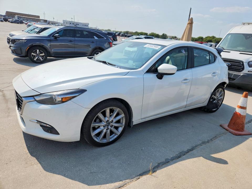 2017 Mazda 3 მანქანა იყიდება აუქციონზე, vin: JM1BN1M39H1132796, აუქციონის ნომერი: 63492996