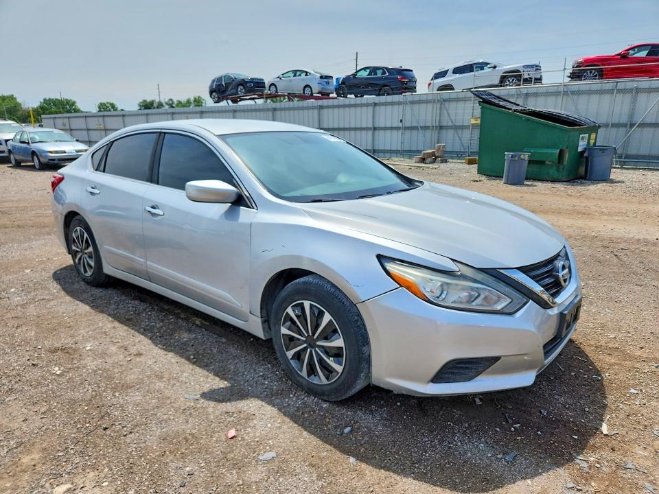 Продаж на аукціоні авто 2016 Nissan Altima, vin: 1N4AL3APXGN356922, номер лоту: 64738826