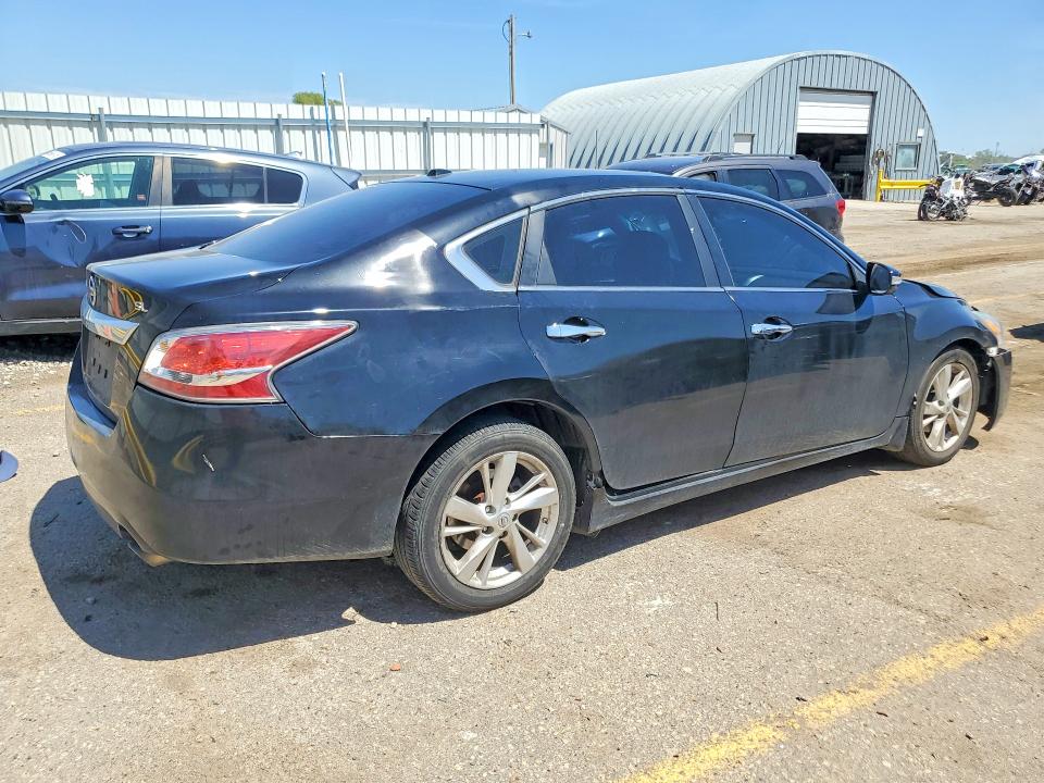 66076976 :رقم المزاد ، 1N4AL3AP6FN403264 vin ، 2015 Nissan Altima مزاد بيع