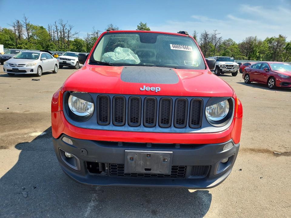 66697666 :رقم المزاد ، ZACCJBBT4FPC00654 vin ، 2015 Jeep Renegade مزاد بيع