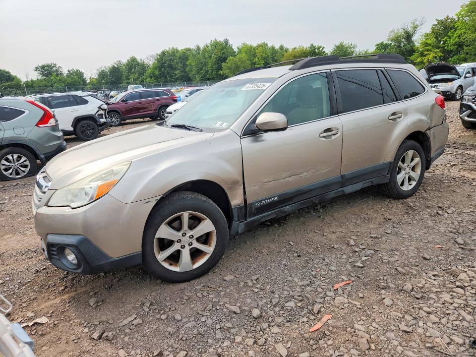 2014 Subaru Outback მანქანა იყიდება აუქციონზე, vin: 4S4BRBCC5E3310534, აუქციონის ნომერი: 63305426