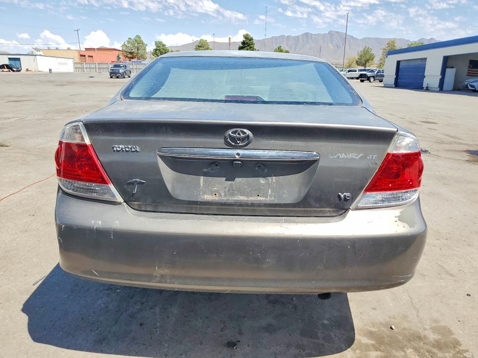 67378896 :رقم المزاد ، 4T1BF30KX6U631605 vin ، 2006 Toyota Camry مزاد بيع