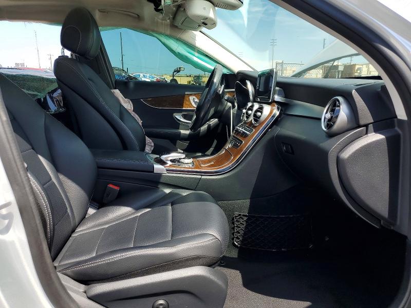 64252926 :رقم المزاد ، 55SWF4JB5GU163320 vin ، 2016 Mercedes-benz C مزاد بيع