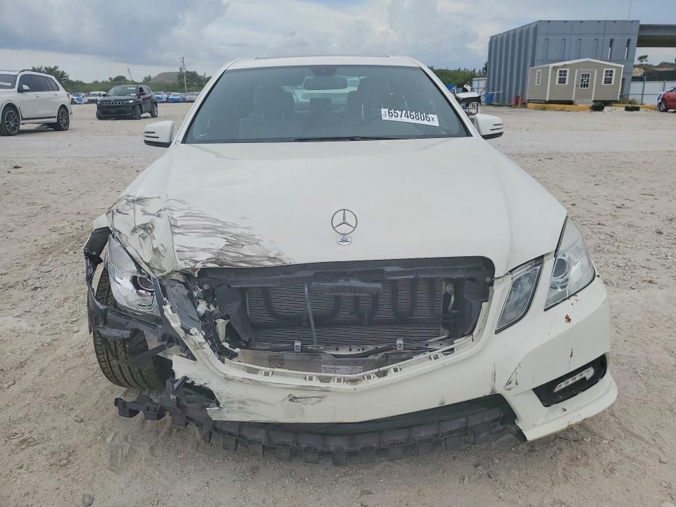 65746806 :رقم المزاد ، WDDHF5GB0BA271987 vin ، 2011 Mercedes-benz E مزاد بيع