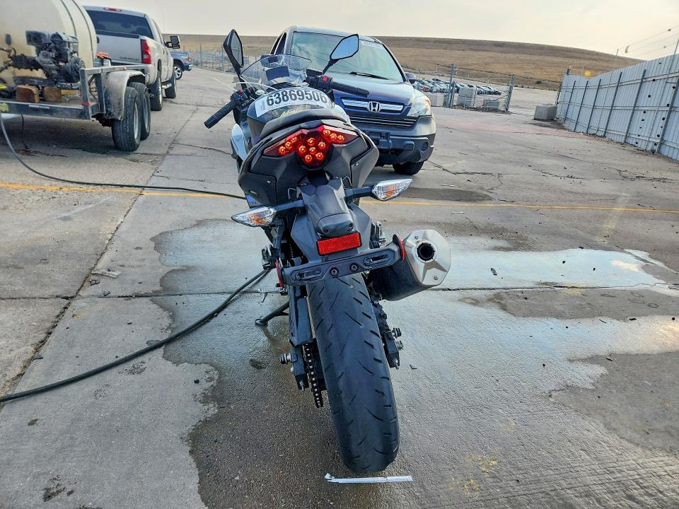 Продажа на аукционе авто 2025 Kawasaki Ex500, vin: ML5EXGG13SDA37173, номер лота: 63869506