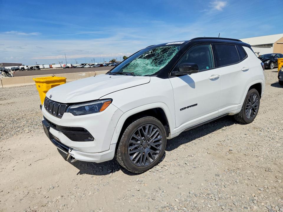 64962276 :رقم المزاد ، 3C4NJDCB6NT231261 vin ، 2022 Jeep Compass مزاد بيع