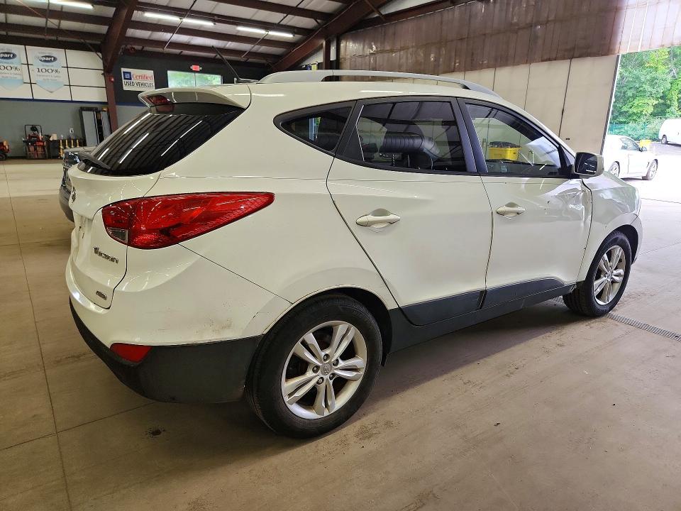 66970066 :رقم المزاد ، KM8JUCAC1BU261664 vin ، 2011 Hyundai Tucson مزاد بيع
