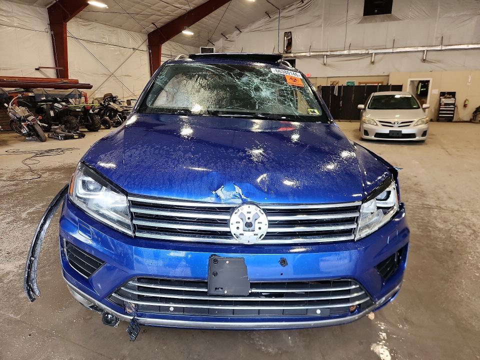 2017 Volkswagen Touareg მანქანა იყიდება აუქციონზე, vin: WVGRF7BP4HD006313, აუქციონის ნომერი: 66380146