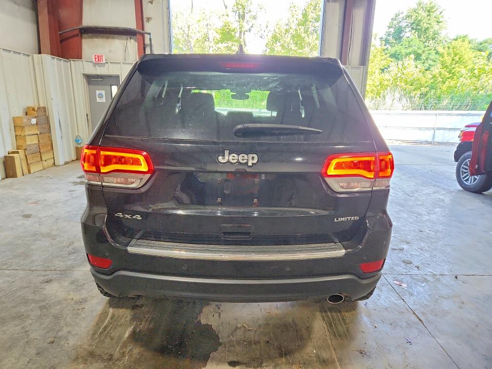 65850676 :رقم المزاد ، 1C4RJFBG4JC259950 vin ، 2018 Jeep Grand Cherokee مزاد بيع