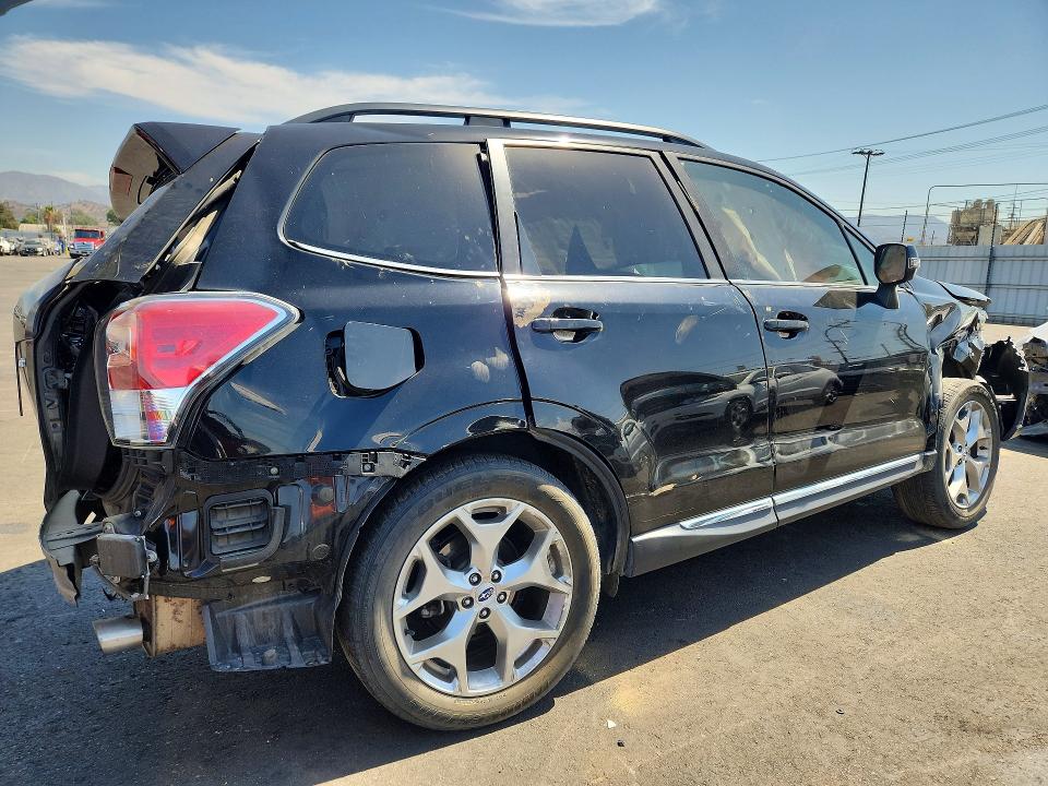 Aukcja sprzedaży 2018 Subaru Forester, vin: JF2SJAWC2JH565321, numer aukcji: 65721436