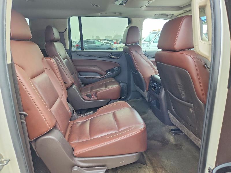 64184396 :رقم المزاد ، 1GNSCKKC8FR726025 vin ، 2015 Chevrolet Suburban مزاد بيع