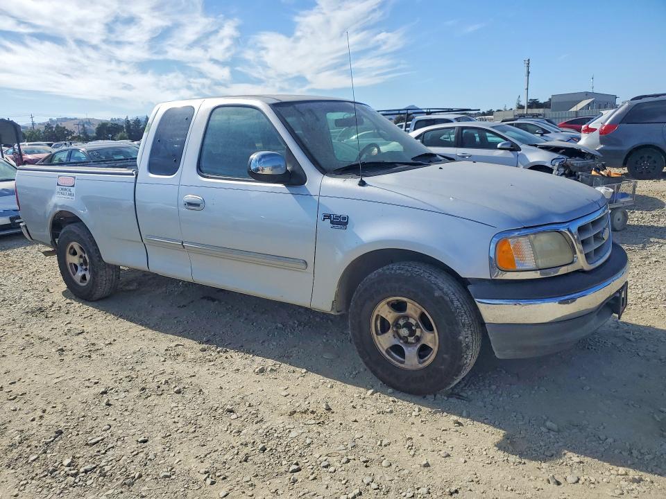 2000 Ford F150 მანქანა იყიდება აუქციონზე, vin: 1FTRX17W6YKA88037, აუქციონის ნომერი: 66903726