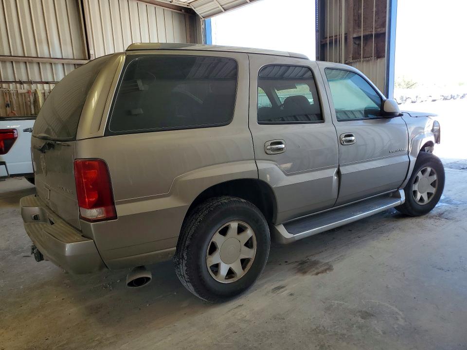 2002 Cadillac Escalade მანქანა იყიდება აუქციონზე, vin: 1GYEK63N12R220492, აუქციონის ნომერი: 64975126