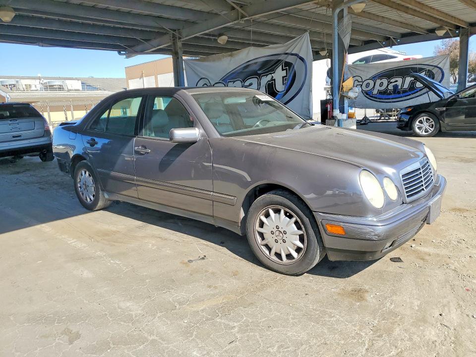 Продаж на аукціоні авто 1998 Mercedes-benz E, vin: WDBJF65F3WA547929, номер лоту: 65352636