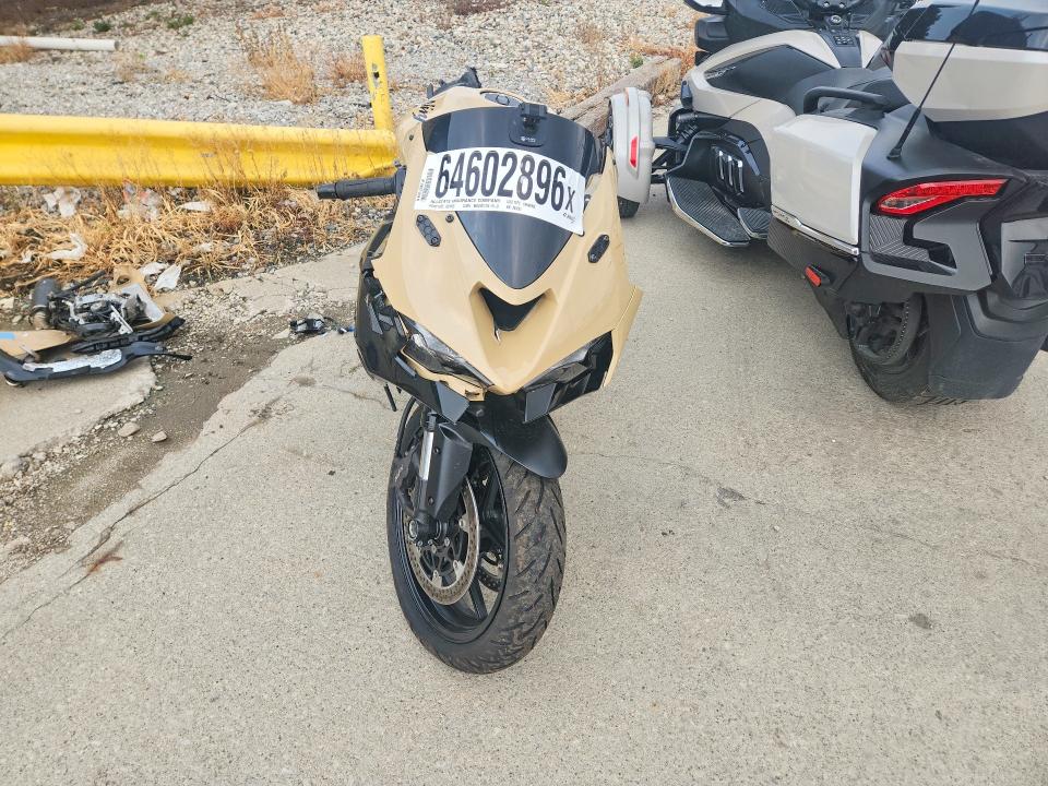 64602896 :رقم المزاد ، JKBZXJK14RA003995 vin ، 2024 Kawasaki Zx636 مزاد بيع