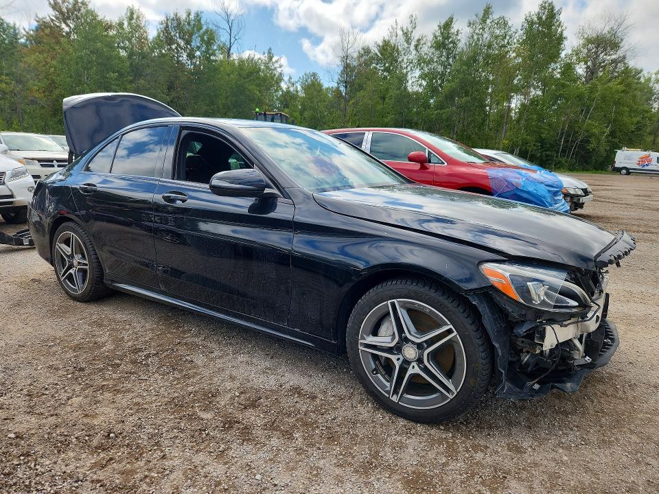 66263596 :رقم المزاد ، 55SWF4KB5HU225797 vin ، 2017 Mercedes-benz C مزاد بيع