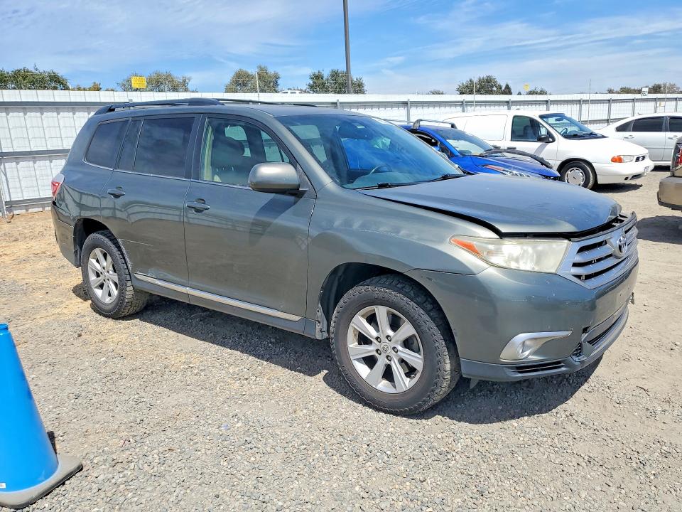66653206 :رقم المزاد ، 5TDBK3EH3BS077402 vin ، 2011 Toyota Highlander مزاد بيع