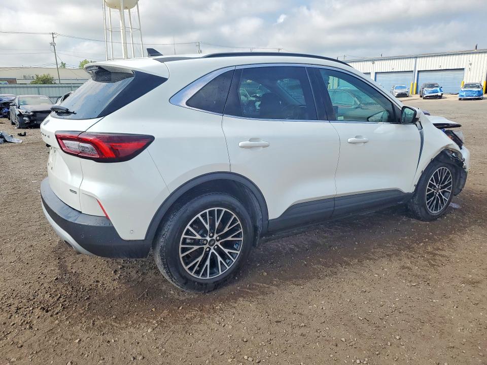 63624146 :رقم المزاد ، 1FMCU0E10PUA67568 vin ، 2023 Ford Escape مزاد بيع