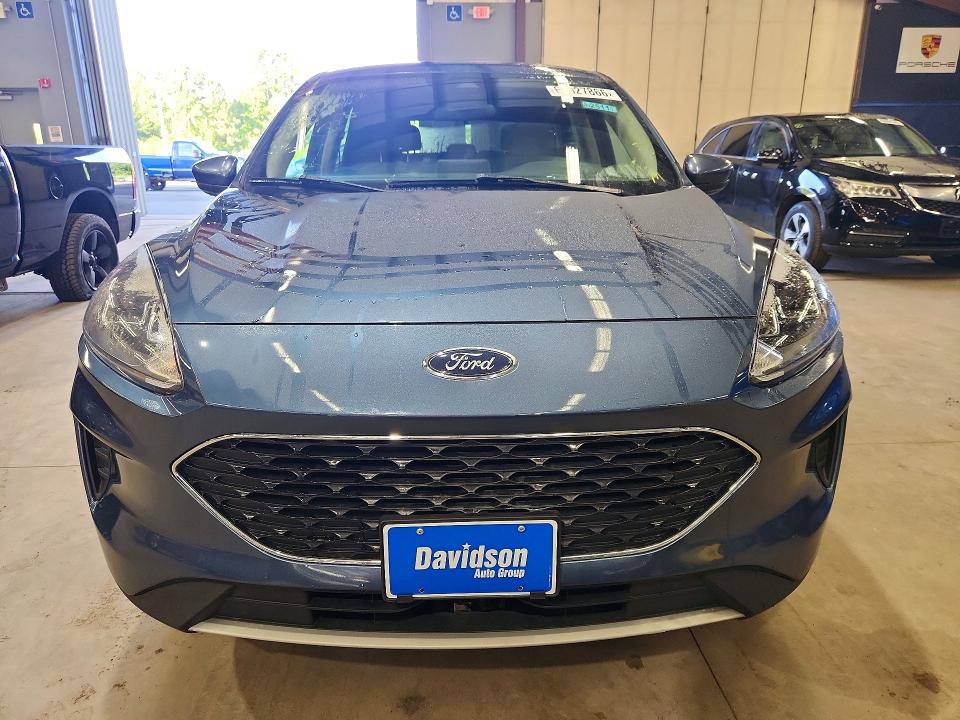 2020 Ford Escape მანქანა იყიდება აუქციონზე, vin: 1FMCU9G66LUC63487, აუქციონის ნომერი: 63927866