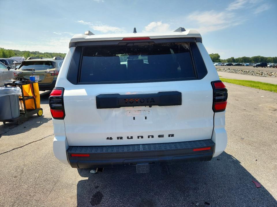 Продажа на аукционе авто 2026 Toyota 4runner, vin: JTEVA5BR4T5123413, номер лота: 64754036