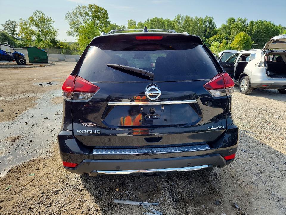 64259626 :رقم المزاد ، 5N1AT2MV8KC827786 vin ، 2019 Nissan Rogue مزاد بيع
