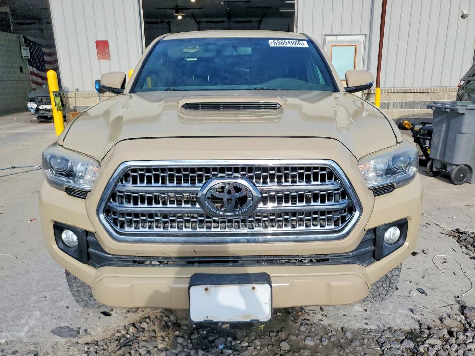 2017 Toyota Tacoma მანქანა იყიდება აუქციონზე, vin: 5TFCZ5AN6HX080417, აუქციონის ნომერი: 63654986