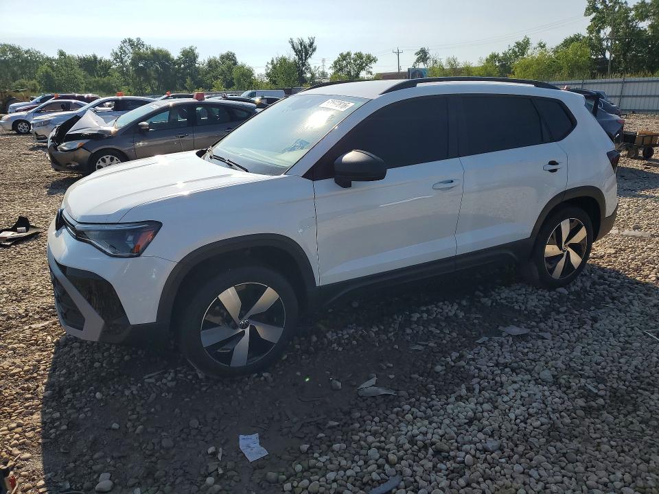 63590816 :رقم المزاد ، 3VV8C7B23SM010542 vin ، 2025 Volkswagen Taos مزاد بيع