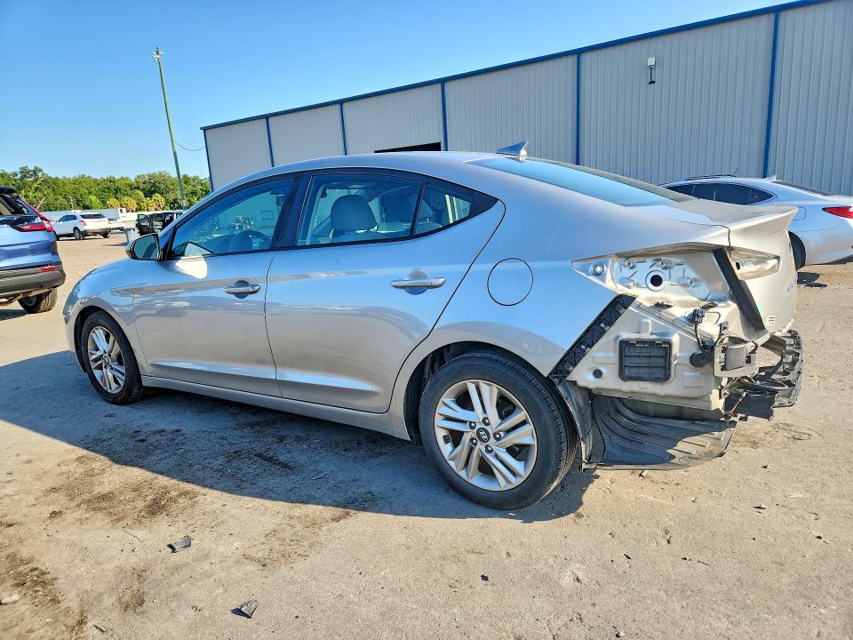 2020 Hyundai Elantra მანქანა იყიდება აუქციონზე, vin: 5NPD84LF3LH555470, აუქციონის ნომერი: 65318156