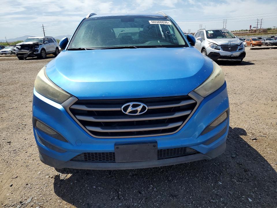 66588856 :رقم المزاد ، KM8J33A43GU088085 vin ، 2016 Hyundai Tucson مزاد بيع