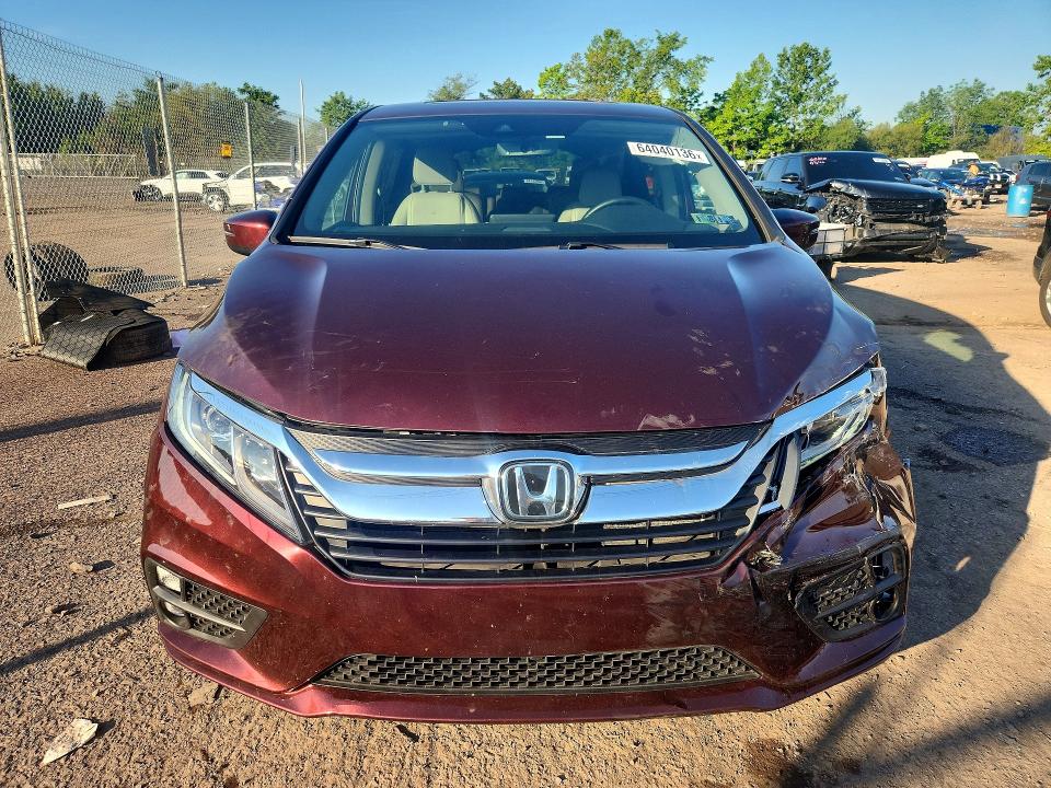 Продажа на аукционе авто 2018 Honda Odyssey, vin: 5FNRL6H74JB065116, номер лота: 64040136