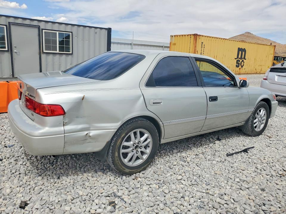 2000 Toyota Camry მანქანა იყიდება აუქციონზე, vin: 4T1BF28K1YU111035, აუქციონის ნომერი: 66993216