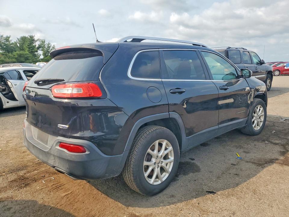 65112726 :رقم المزاد ، 1C4PJMCS6GW147964 vin ، 2016 Jeep Cherokee مزاد بيع