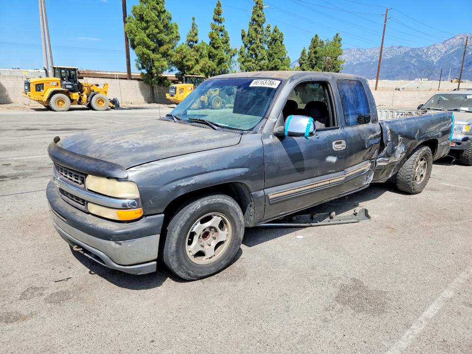 Продажа на аукционе авто 2000 Chevrolet Silverado, vin: 1GCEC19T1YE158412, номер лота: 66163786
