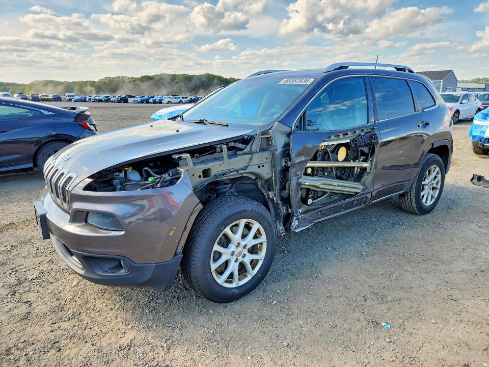 65382836 :رقم المزاد ، 1C4PJMLB1JD520895 vin ، 2018 Jeep Cherokee مزاد بيع