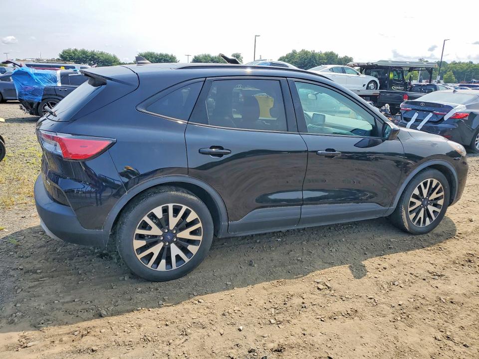 Продаж на аукціоні авто 2020 Ford Escape, vin: 1FMCU0BZ3LUB50030, номер лоту: 64886126