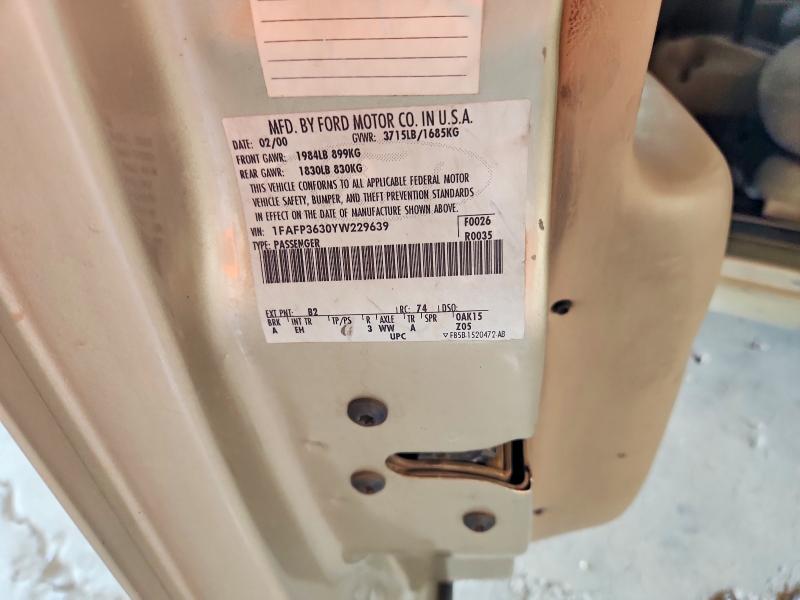 2000 Ford Focus მანქანა იყიდება აუქციონზე, vin: 1FAFP3630YW229639, აუქციონის ნომერი: 64328816