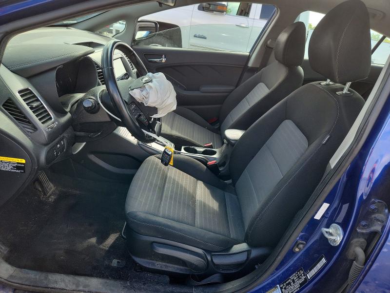 65909786 :رقم المزاد ، 3KPFL4A7XHE149913 vin ، 2017 Kia Forte مزاد بيع