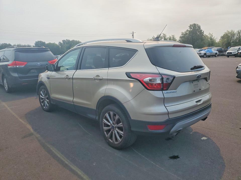 2018 Ford Escape მანქანა იყიდება აუქციონზე, vin: 1FMCU9J90JUC89406, აუქციონის ნომერი: 66268746