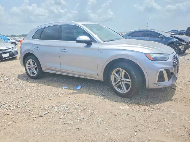 2021 Audi Q5 E მანქანა იყიდება აუქციონზე, vin: WA1E2AFY1M2041390, აუქციონის ნომერი: 63878776