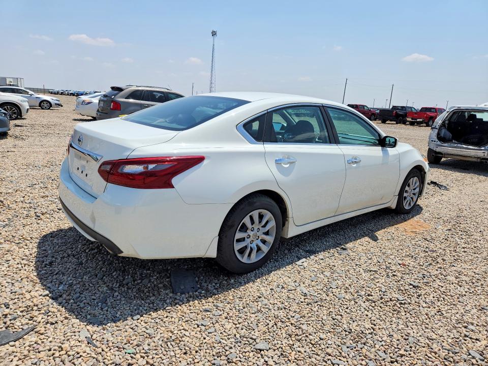 64130426 :رقم المزاد ، 1N4AL3AP1JC251043 vin ، 2018 Nissan Altima مزاد بيع