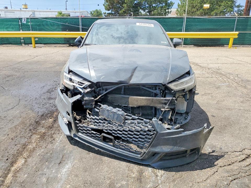 64386366 :رقم المزاد ، WAUJ8GFF8J1030079 vin ، 2018 Audi A3 مزاد بيع